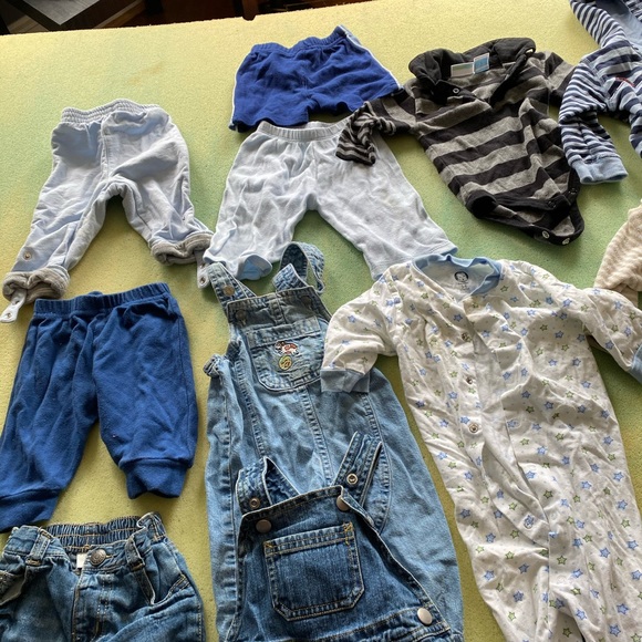 3-6 month bundle - Picture 4 of 5